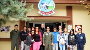 Μαθητές και καθηγητές Λυκείου του Καστελλόριζου επισκέφθηκαν Πολεμικές Μοίρες και ΑΤΑ! 