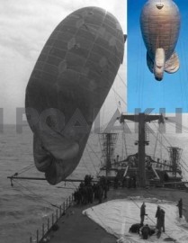 Το «Κούριερ» μετέδιδε προπαγανδιστικό καθημερινό ενδεκάωρο πρόγραμμα  σε δεκατρείς γλώσσες 