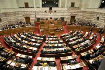 Προϋπολογισμός 2015: Περικοπές κοινωνικών παροχών και φόροι