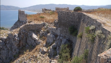 Συλλογική προσπάθεια για τη διάσωση του κάστρου Φερακλός