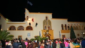 Στην Κάλυμνο και ο Αϊ Βασίλης είναι αναρριχητής!