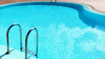 Γέμισε η Ελλάδα... πισίνες που δεν έχουν δηλωθεί!