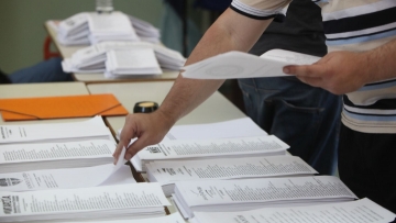 Tι ισχύει για ετεροδημότες, κατοίκους εξωτερικού  και ενστόλους στις εκλογές  του Ιανουαρίου