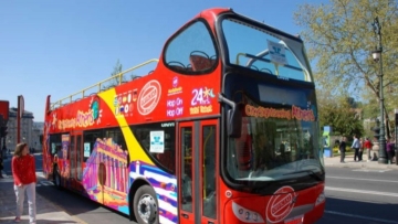 Δρομολογείται ανοιχτό τουριστικό λεωφορείο από πλατεία Ιαλυσού έως την Ακρόπολη Ρόδου!