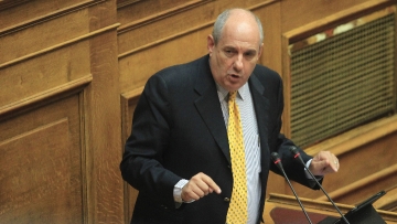 Τριήμερη περιοδεία του Τέρενς Κουΐκ στα Δωδεκάνησα