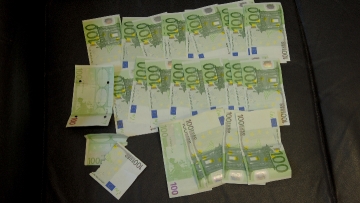 Καταδικάστηκε ζευγάρι για πλαστά χαρτονομίσματα