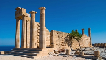 Αρκετοί επισκέπτες στη Λίνδο και στο παλάτι των Ιπποτών