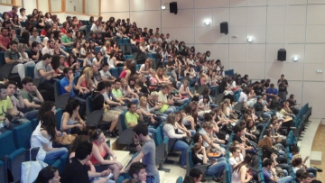 Ποιοι δικαιούνται το φοιτητικό επίδομα των 1.000 ευρώ