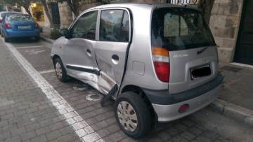 Ρόδος: Μπέρδεψε το γκάζι με το φρένο και ιδού το αποτέλεσμα