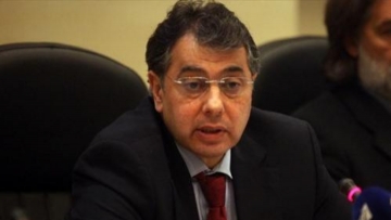 Υπέρ της επαναφοράς του κατώτατου μισθού στα 751 ευρώ η ΕΣΕΕ
