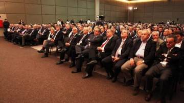 Οι βουλευτές του ΣΥΡΙΖΑ Δημήτρης Γάκης και Ηλίας Καματερός στα εγκαίνια της HORECA-2015