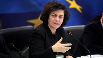 Βαλαβάνη: Μπόνους στους συνεπείς φορολογούμενους