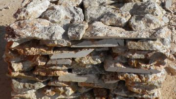 Διακόπτεται η λειτουργία βιοτεχνίας κοπής πέτρας στη Λάρδο
