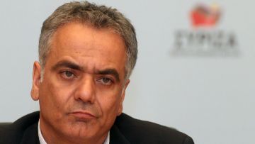 Επαναφέρει τις συλλογικές συμβάσεις η κυβέρνηση