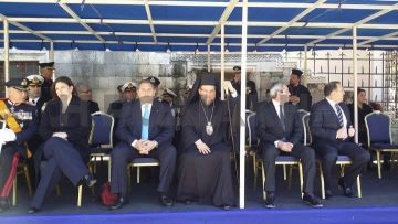 Ξεκίνησε πριν από λίγο η λαμπρή παρέλαση για την επέτειο της 7ης Μαρτίου (φωτορεπορτάζ)