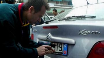 Συνελήφθη 54χρονος στ' Αφάντου με πλαστές πινακίδες κυκλοφορίας