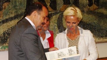 Βιβλίο και κρασιά!