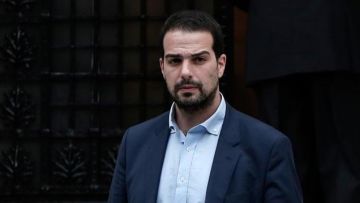 Ταξιδιωτικά έγγραφα θα δίνονται στους Σύρους πρόσφυγες που φτάνουν στην Ελλάδα