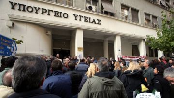 Π. Κουρουμπλής: Ζήτησε  την παραίτηση των διοικητών  των δημόσιων νοσοκομείων