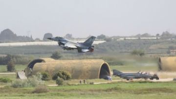 Αεροπορική ''ασπίδα'' στο Καστελόριζο με τα F-16 των Αρχηγών ΓΕΑ Ελλάδας -Ισραήλ!
