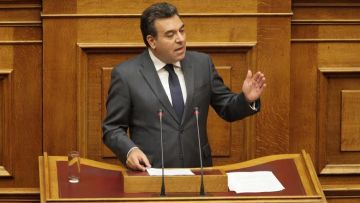 Μάνος Κόνσολας: «Να εξαιρεθούν από την απαγόρευση των προσλήψεων οι μικροί νησιωτικοί δήμοι»