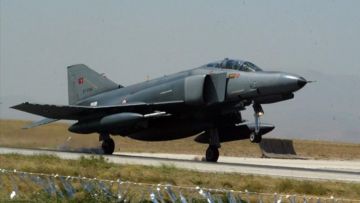 Σωρεία παραβιάσεων στο Αιγαίο από τουρκικά αεροσκάφη