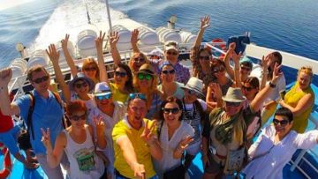 Ρώσοι τουρίστες της Aldemar ξεναγούνται με την TEZ TOUR σε Ρόδο και Σύμη