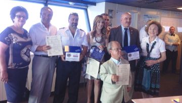 Οι κουμπαράδες αλληλεγγύης από τις Λέσχες Lions
