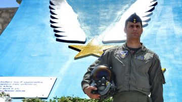 Μάγεψε το F-16 ΖΕΥΣ πετώντας πάνω απο την νήσο Κάρπαθο! (video)