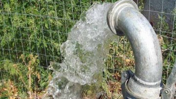 Ακόμη περιμένουν τους... υδρονομείς στα Κολύμπια