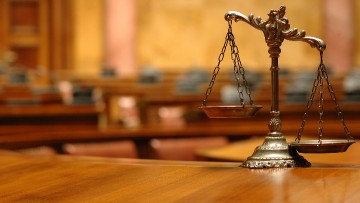 Συνελήφθησαν τέσσερα άτομα στη Ρόδο γιατί εκκρεμούσαν εις βάρος τους καταδικαστικές αποφάσεις
