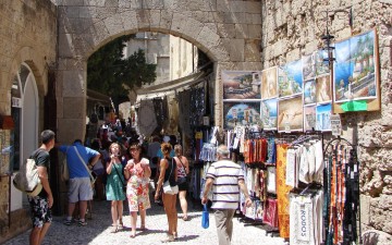 Διαφοροποίηση, επιμήκυνση και καινοτομία, το στοίχημα για τον ελληνικό τουρισμό