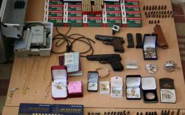 Προφυλακίστηκε ο 57χρονος για τα όπλα, τα φυσίγγια και τα εκρηκτικά