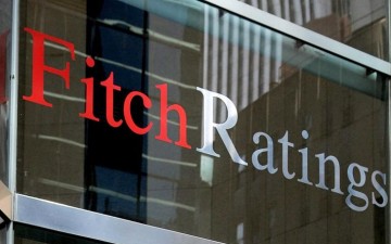 Fitch: Υποβάθμισε σε καθεστώς περιορισμένης χρεοκοπίας τις ελληνικές τράπεζες