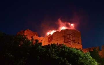 Aνυπέρβλητο μεσαιωνικό θέαμα στο Κάστρο Κρητηνίας