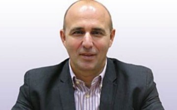 Διαψεύδει ο δήμαρχος Λέρου ότι συνυπέγραψε την ανακοίνωση της ΠΕΔ υπέρ του «ΝΑΙ»