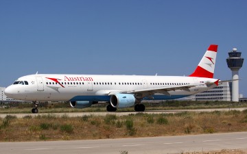 Der Standard: Η Ελλάδα οδεύει προς νέο ρεκόρ αφίξεων τουριστών