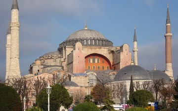 Προκλητικές και  αντιστόρητες δηλώσεις