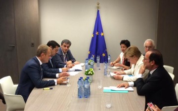 Η Ευρώπη κρίνει και κρίνεται: Συνεχίζεται η Σύνοδος Κορυφής για την Ελλάδα