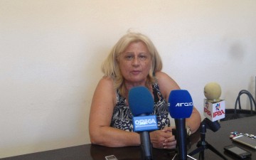 Διαψεύδει η Λ. Κρεμαστινού ότι υπάρχει αντιδικία με την Α. Ζωάννου