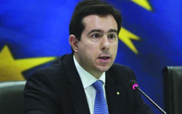 Μηταράκης: Πλήγμα για  τον θαλάσσιο τουρισμό  η επιβολή ΦΠΑ 23%