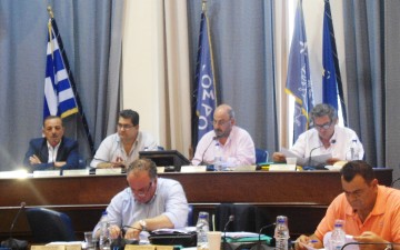Έριξε τους τόνους ο δήμαρχος  για αστυνομία και λιμεναρχείο
