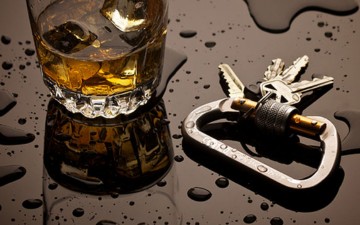 Συνελήφθη 17χρονος στον Αρχάγγελο να οδηγεί μεθυσμένος