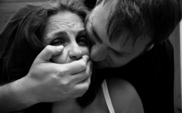 Συνελήφθη 30χρονος στη Ρόδο για τον βιασμό 21χρονης Φινλανδής