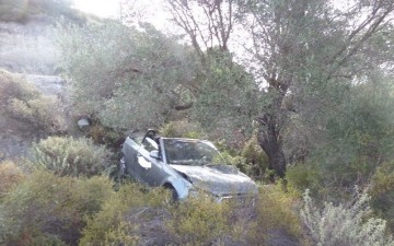 Ρόδος: Τον πέταξε έξω η στροφή και κατέληξε στα... χωράφια (φωτορεπορτάζ)