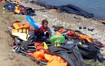 Νεκροί 11 πρόσφυγες μετά τη βύθιση σκαφών που τους μετέφεραν προς Κω