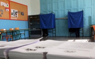 Οι εφορευτικές επιτροπές  στα εκλογικά τμήματα των χωριών