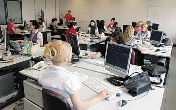Διάκριση υπαλλήλου  από εργάτη - διαφορά  στην αποζημίωση απόλυσης