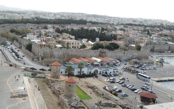 Ούτε σεντς δεν θα εισπράξει η Ρόδος
