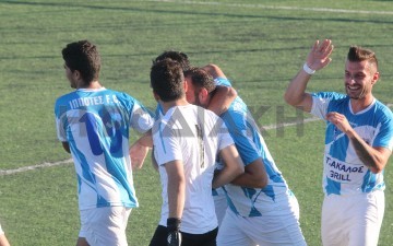 Τα πιτσιρίκια είχαν άγριες διαθέσεις...